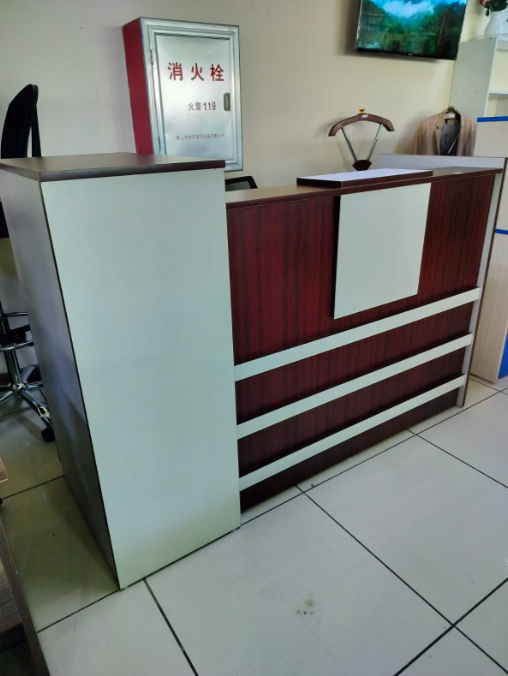 1.8M Reception Desk
