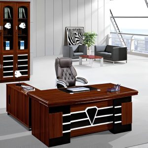 Mahogany 1.8m executive desk