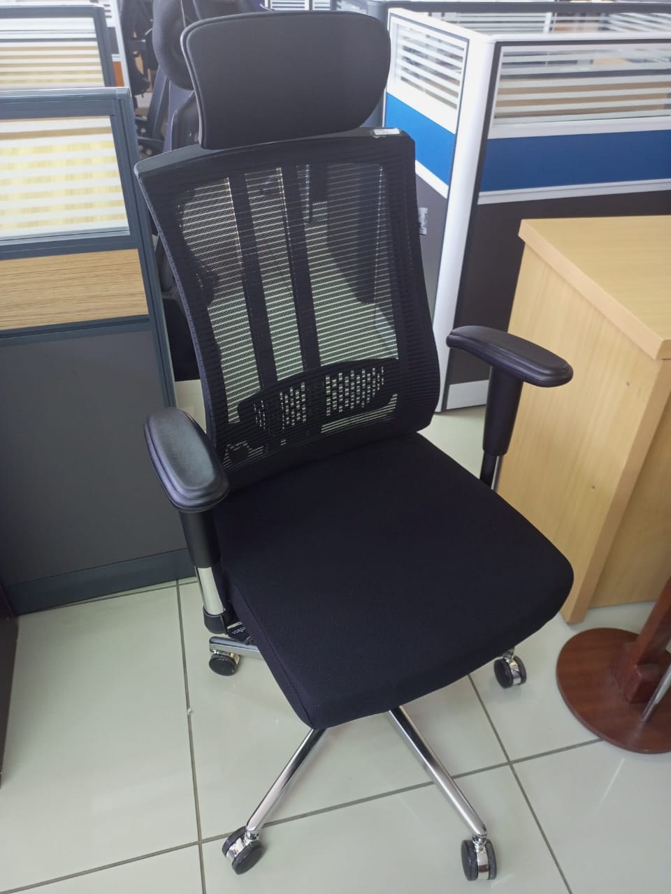 Executive Recliner Office Seat - Image 2